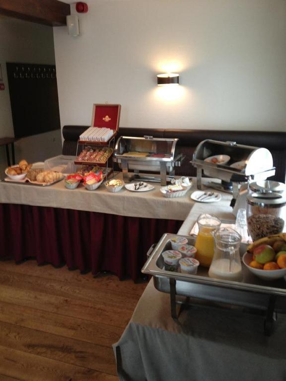 Hotel Brasserie Oud Maren Bagian luar foto