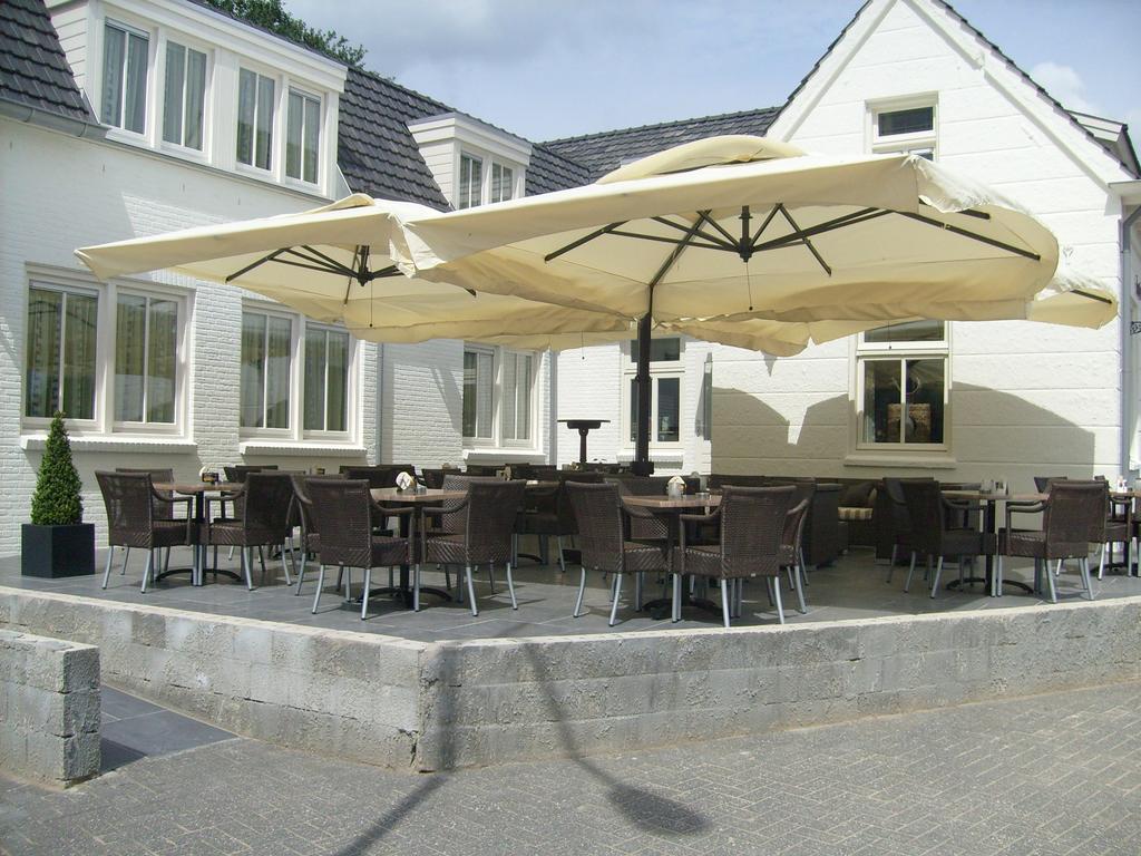 Hotel Brasserie Oud Maren Bagian luar foto