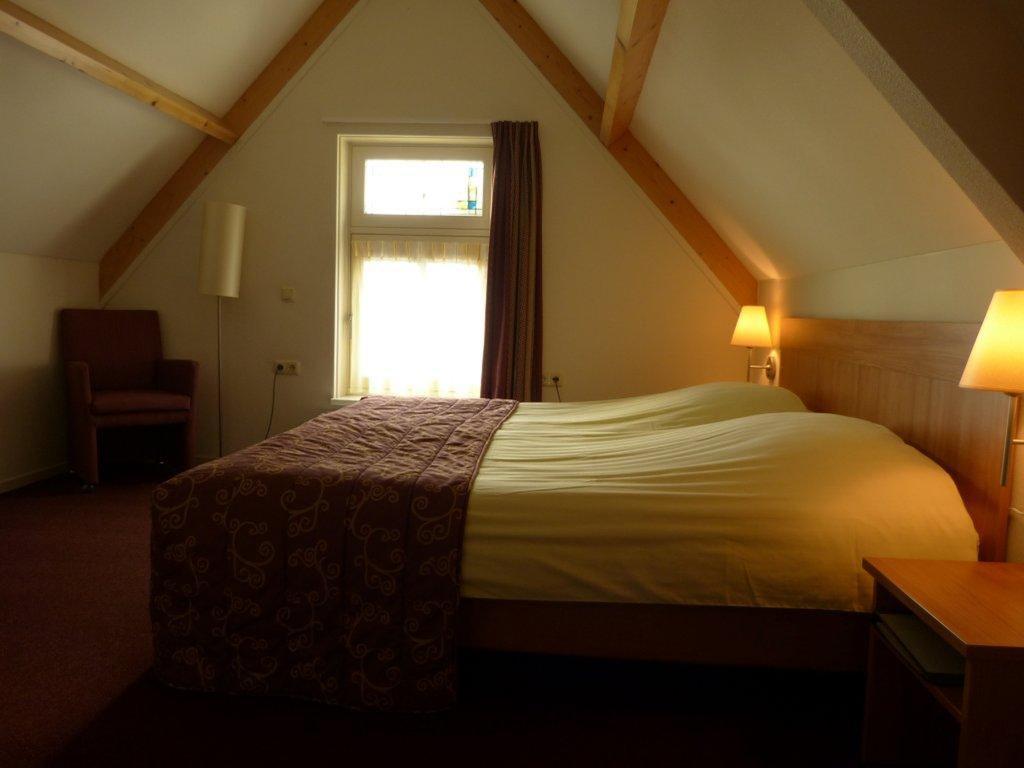 Hotel Brasserie Oud Maren Ruang foto